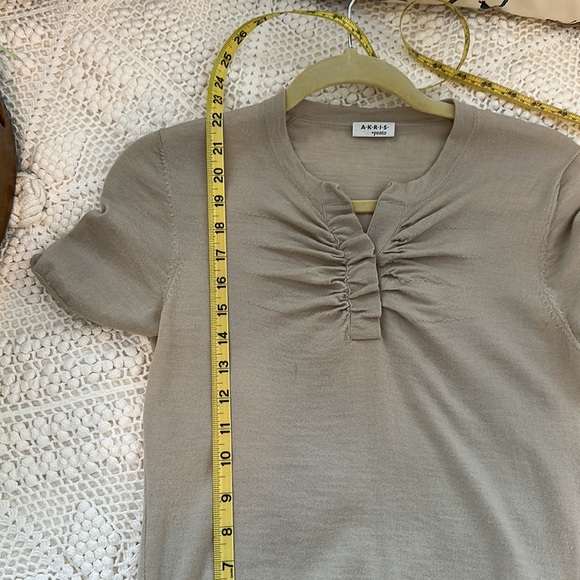 Akris Punto Wool Short Sleeve Blouse - Picture 6 of 9